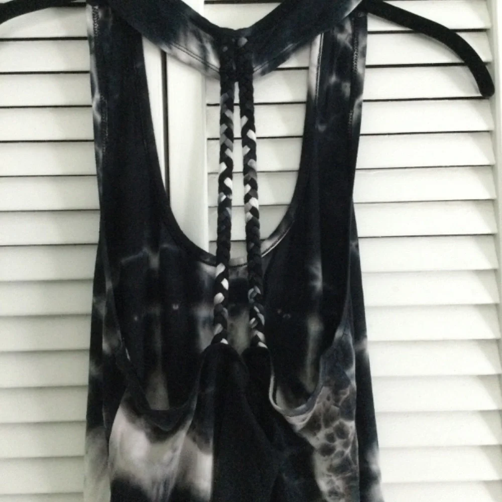 No Boundaries Racerback Tank - Picture 2 of 2
